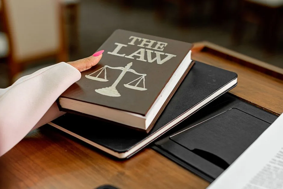 Severance Vs Termination Pay in Canada